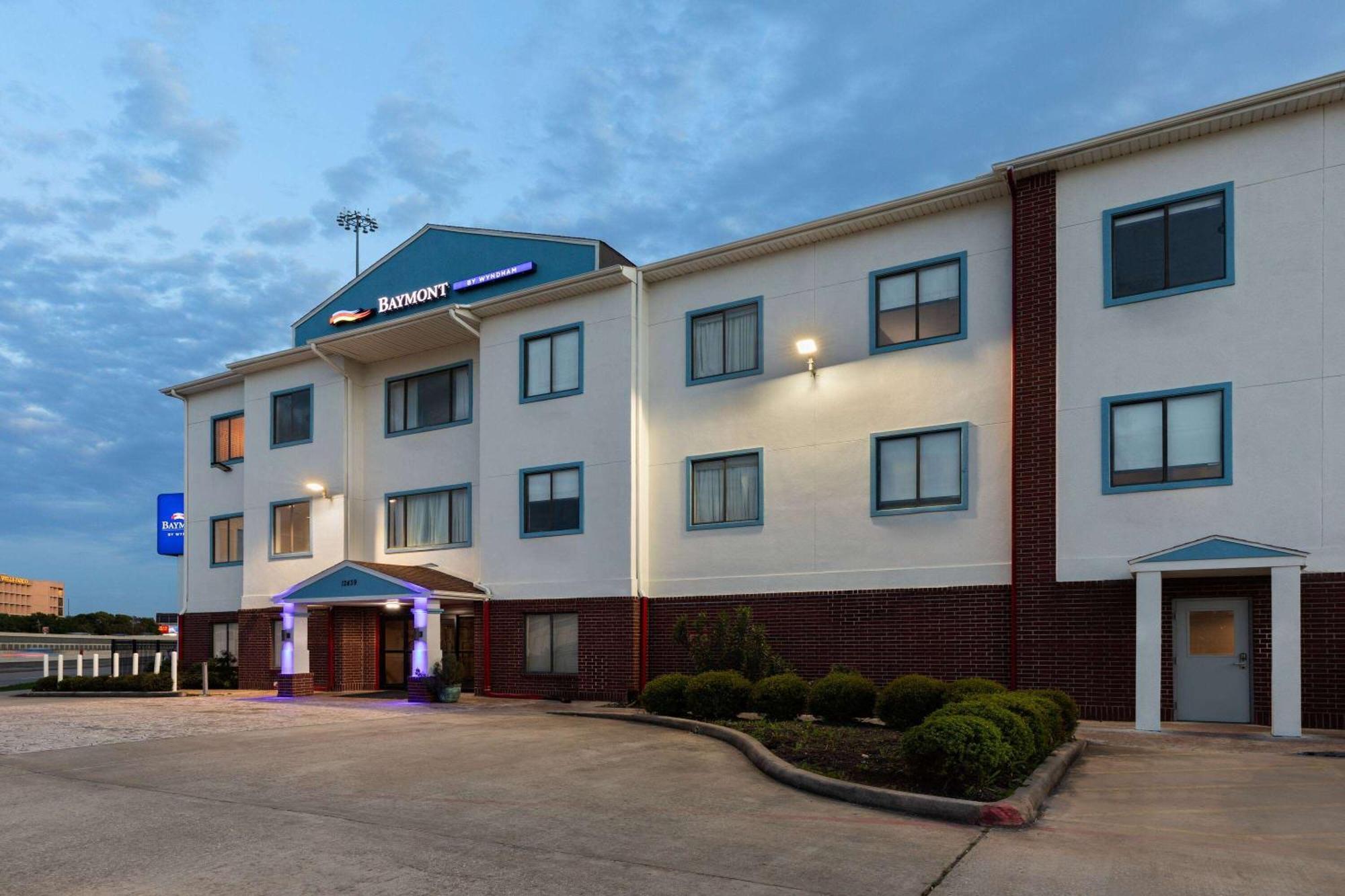 Baymont By Wyndham Houston Brookhollow Ngoại thất bức ảnh