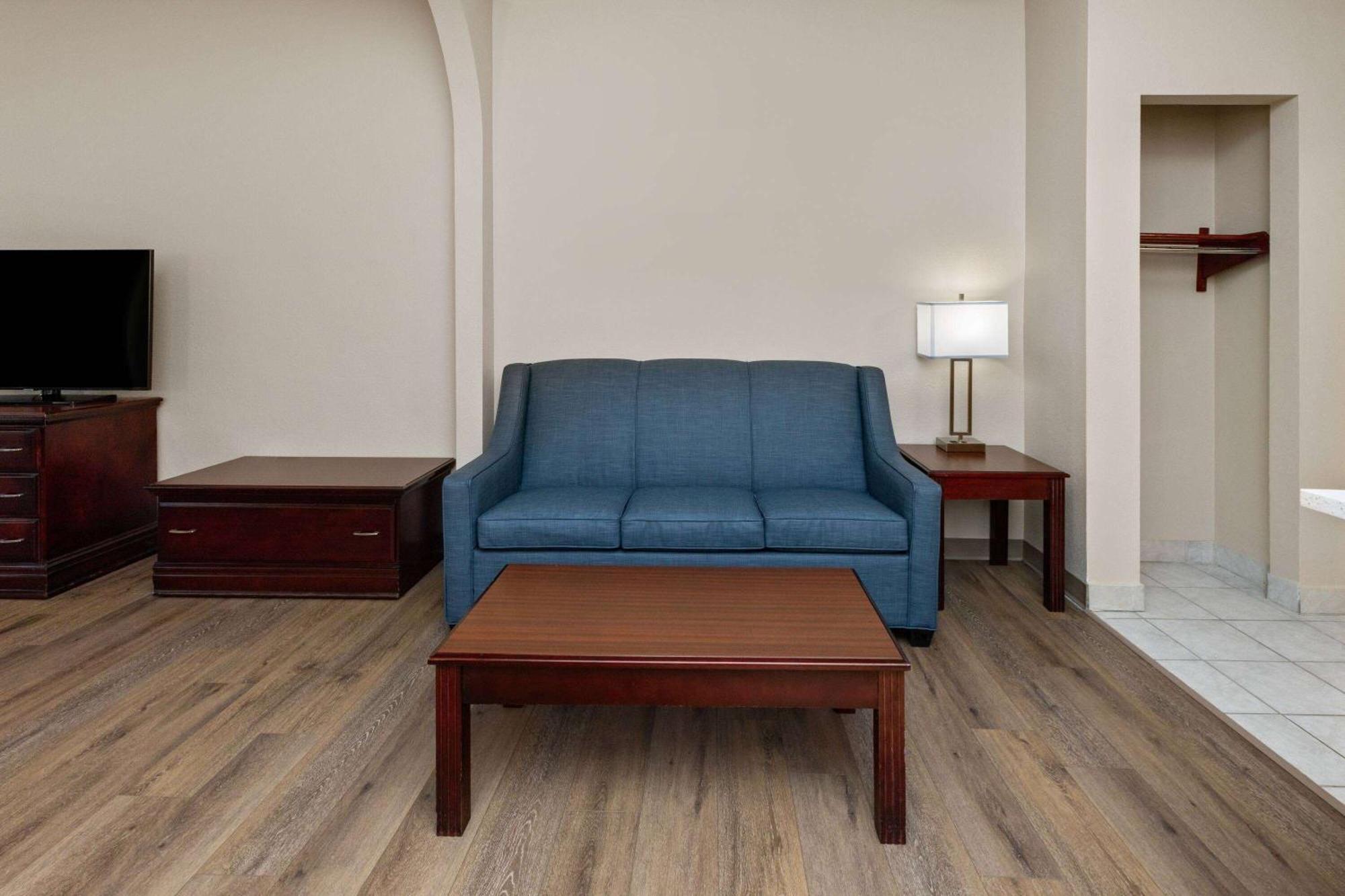 Baymont By Wyndham Houston Brookhollow Ngoại thất bức ảnh