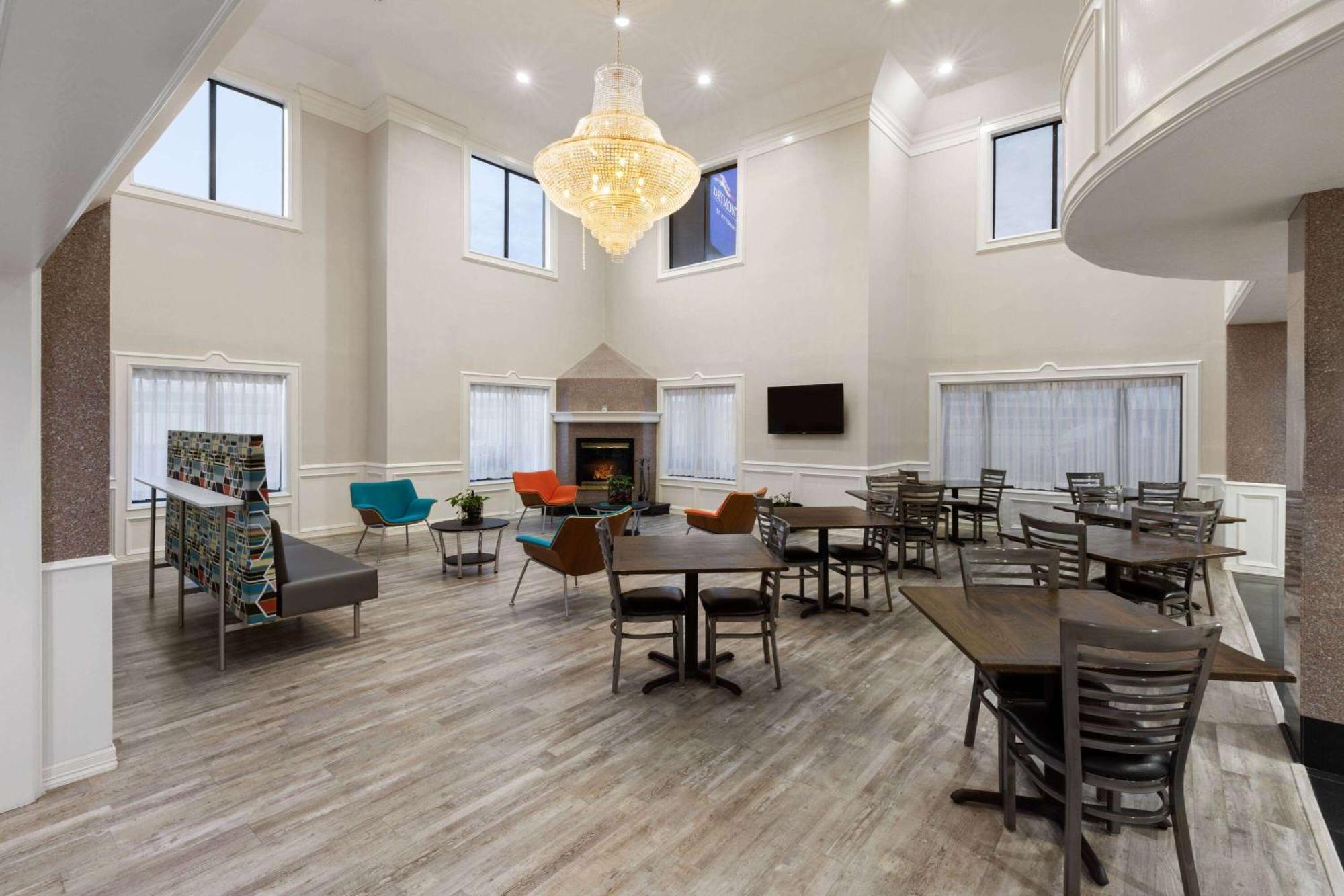 Baymont By Wyndham Houston Brookhollow Ngoại thất bức ảnh